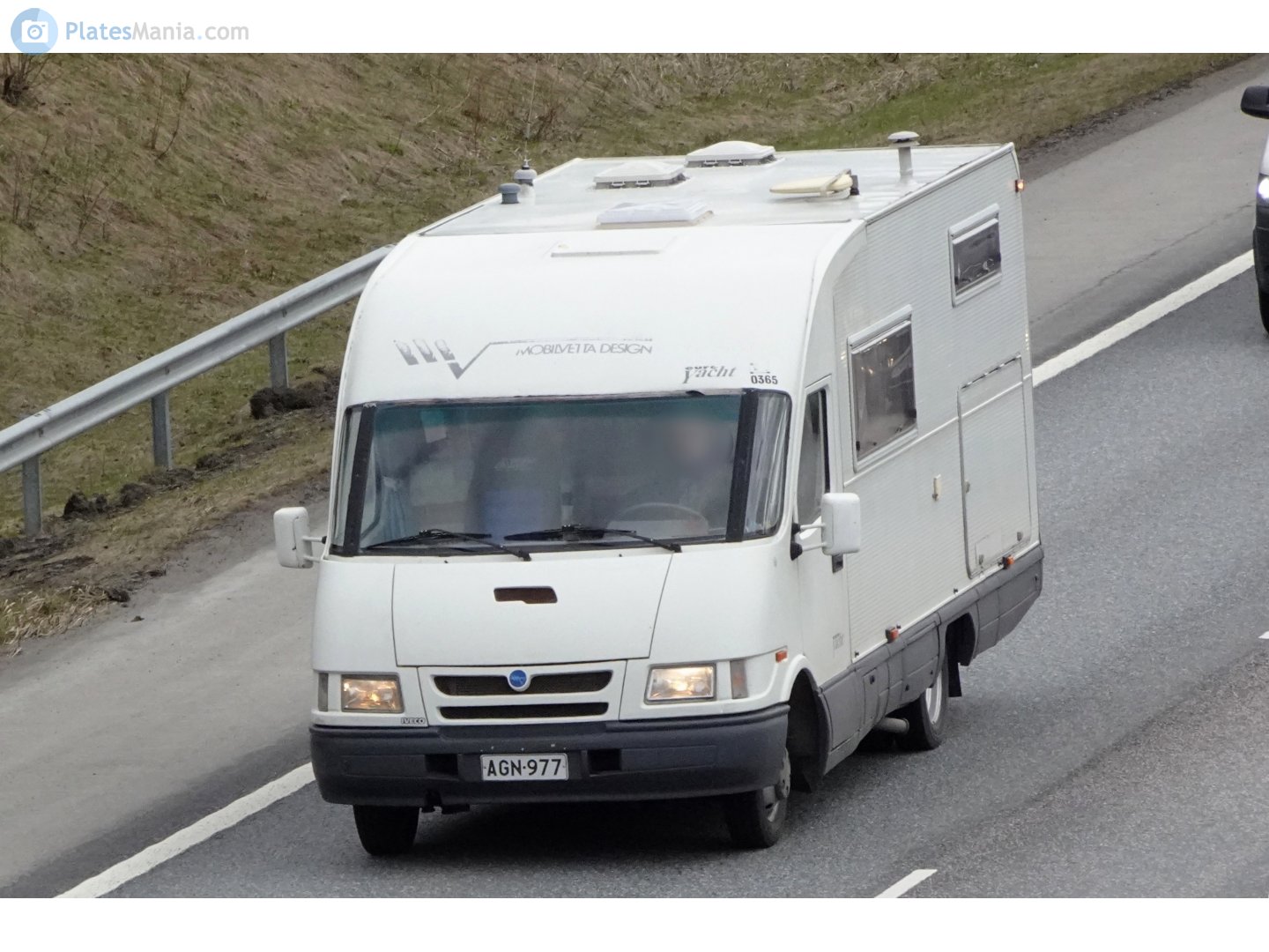 AGN-977, Mobilvetta Yacht 