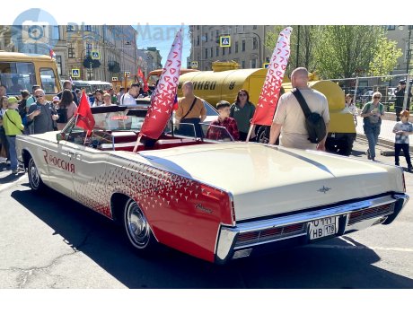 о111нв178, Lincoln Continental