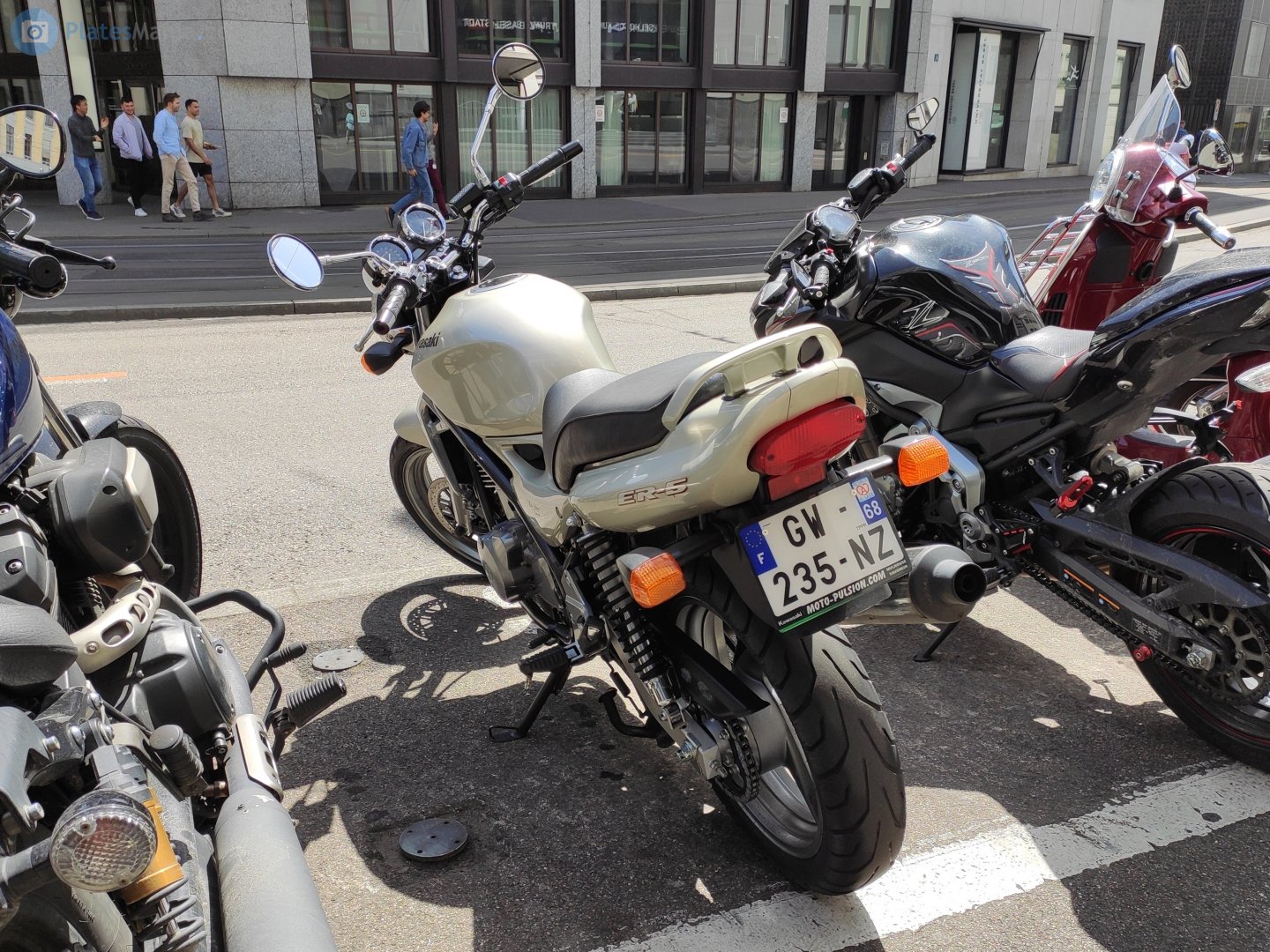 GW-235-NZ, Kawasaki ER-5 