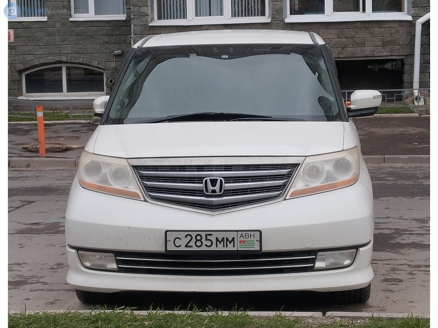 с 285 мм, Honda Elysion 1st gen Prestige (RR), 2007–2013