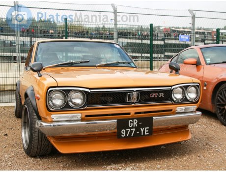 GR-977-YE, Nissan Skyline