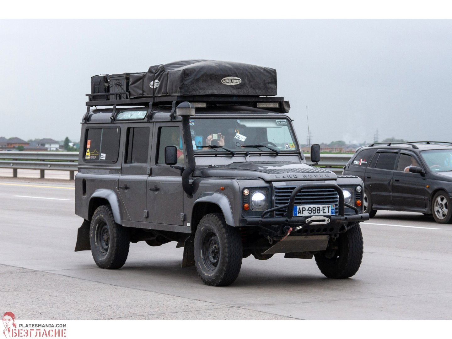 AP-988-ET, Land Rover Defender 1st gen 110