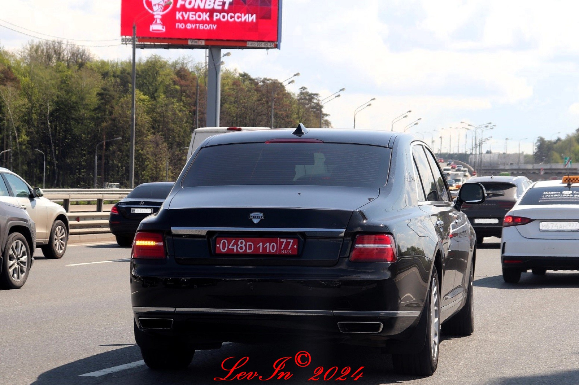 048 D 110 77, Aurus Senat S600 Sedan, 2018–2024