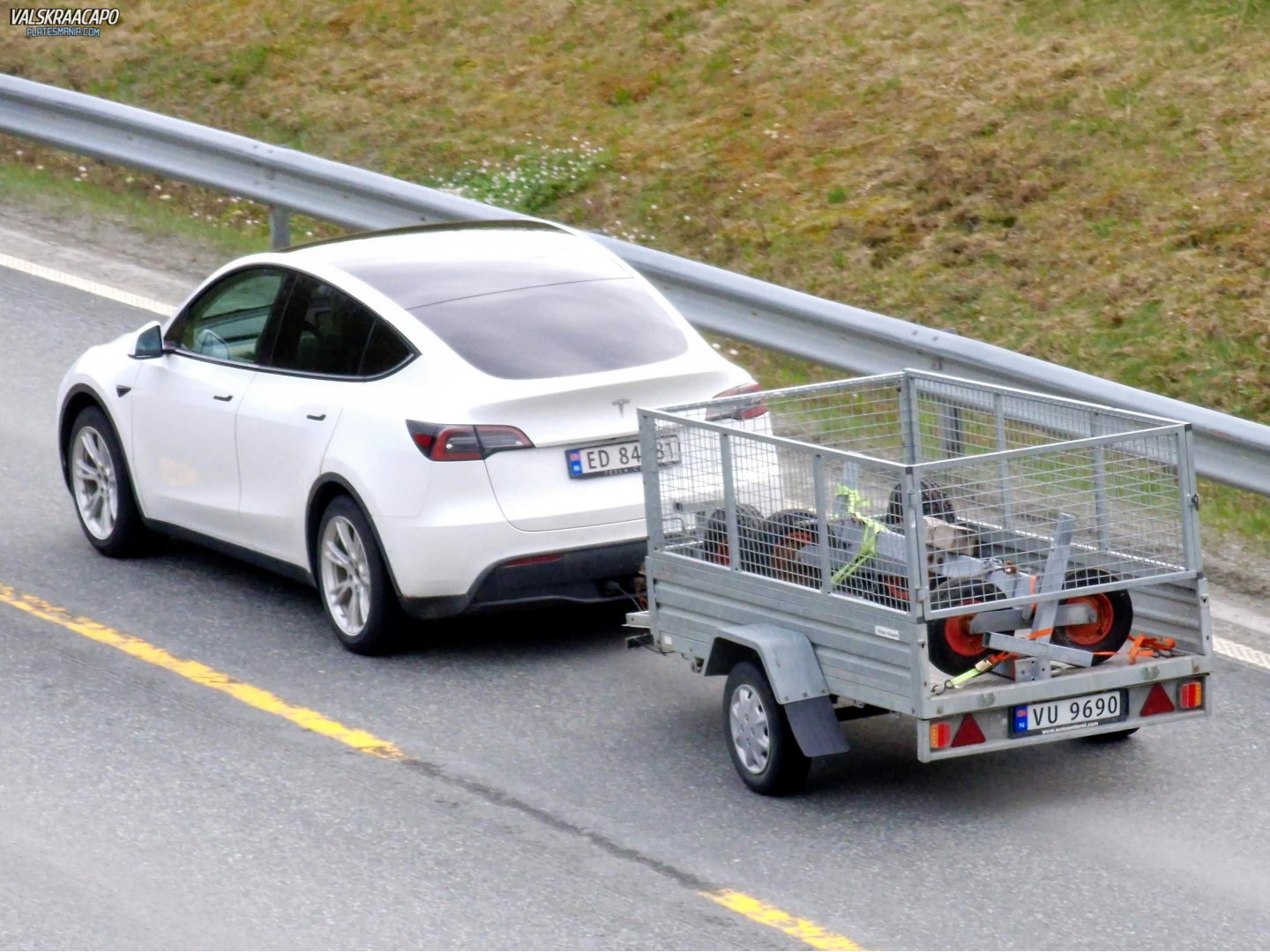 VU 9690, Trailers, motorcycles, special vehicles 