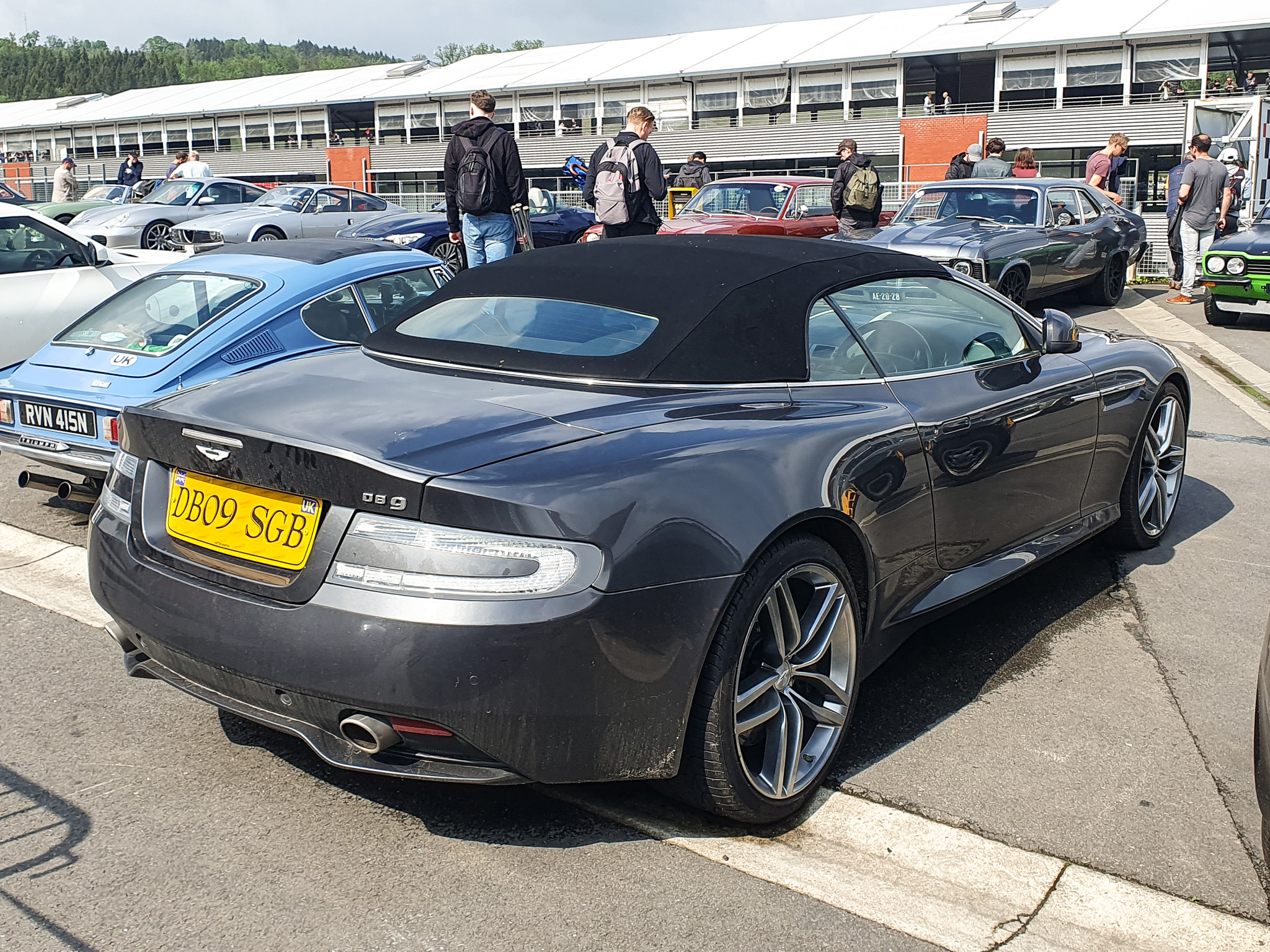 DB09SGB, Aston Martin DB9 Volante (VH300), facelift, 2012–2016