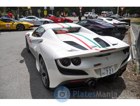 福岡 342 る 721, Ferrari F8