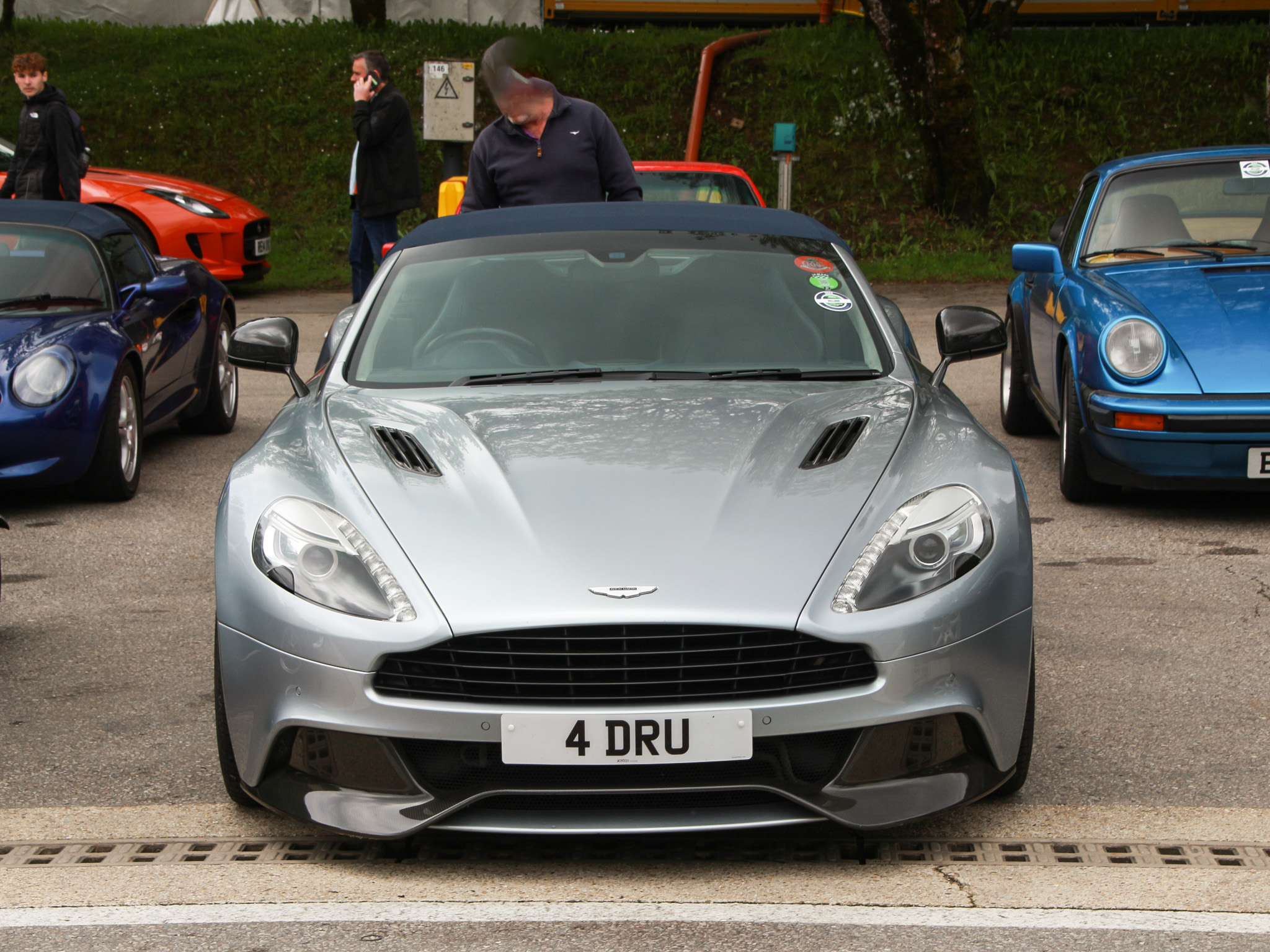 4DRU, Aston Martin Vanquish 2nd gen Volante, 2013–2018