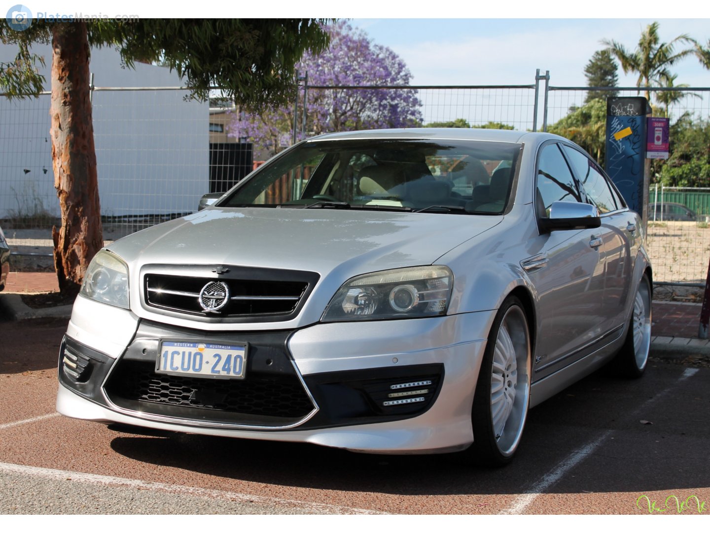 1CUO-240, HSV Grange 3rd gen (WM/WN), 2006–2016