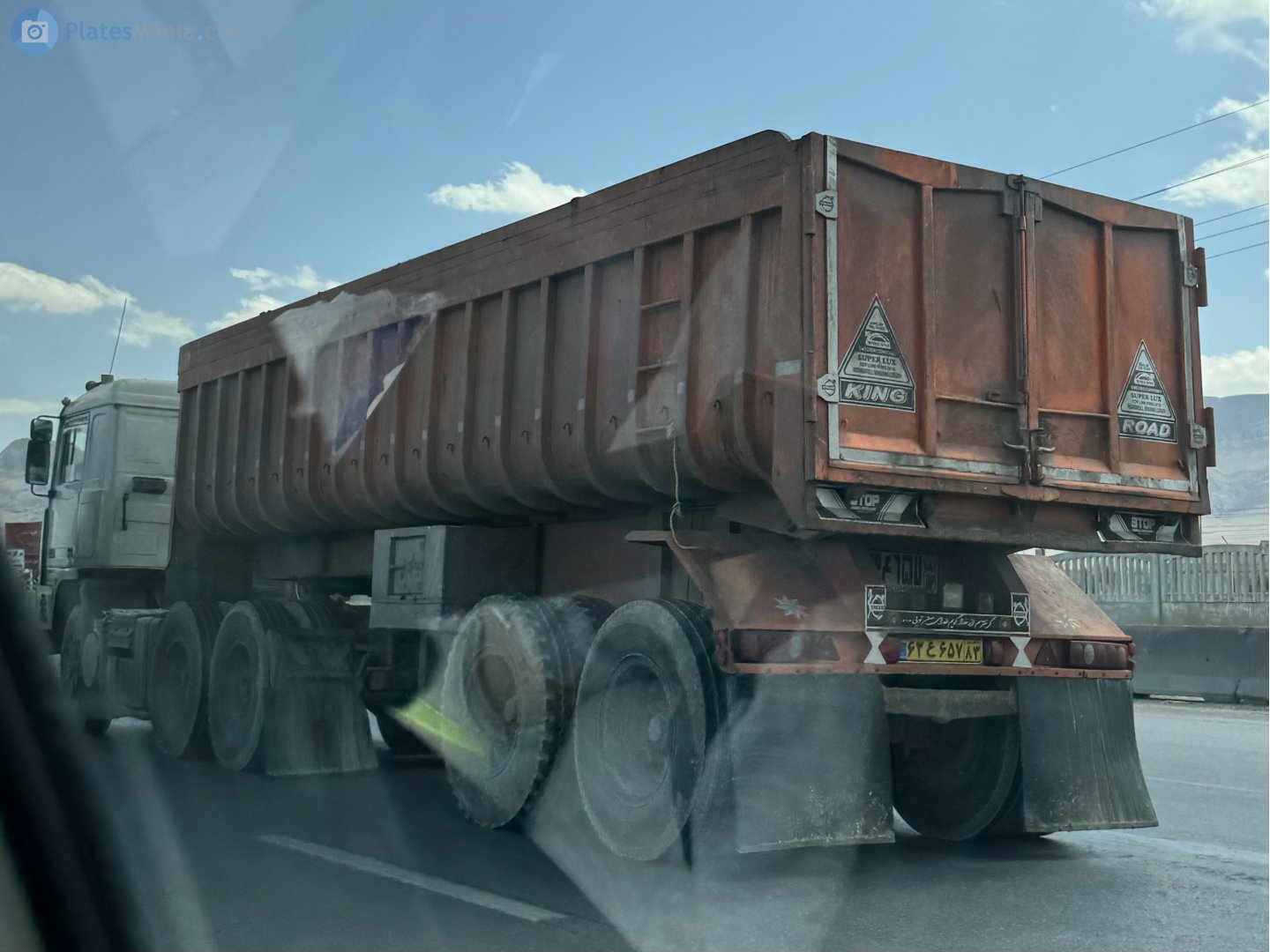 ۶۳ع۶۵۷ ۸۳, Commercial vehicles 