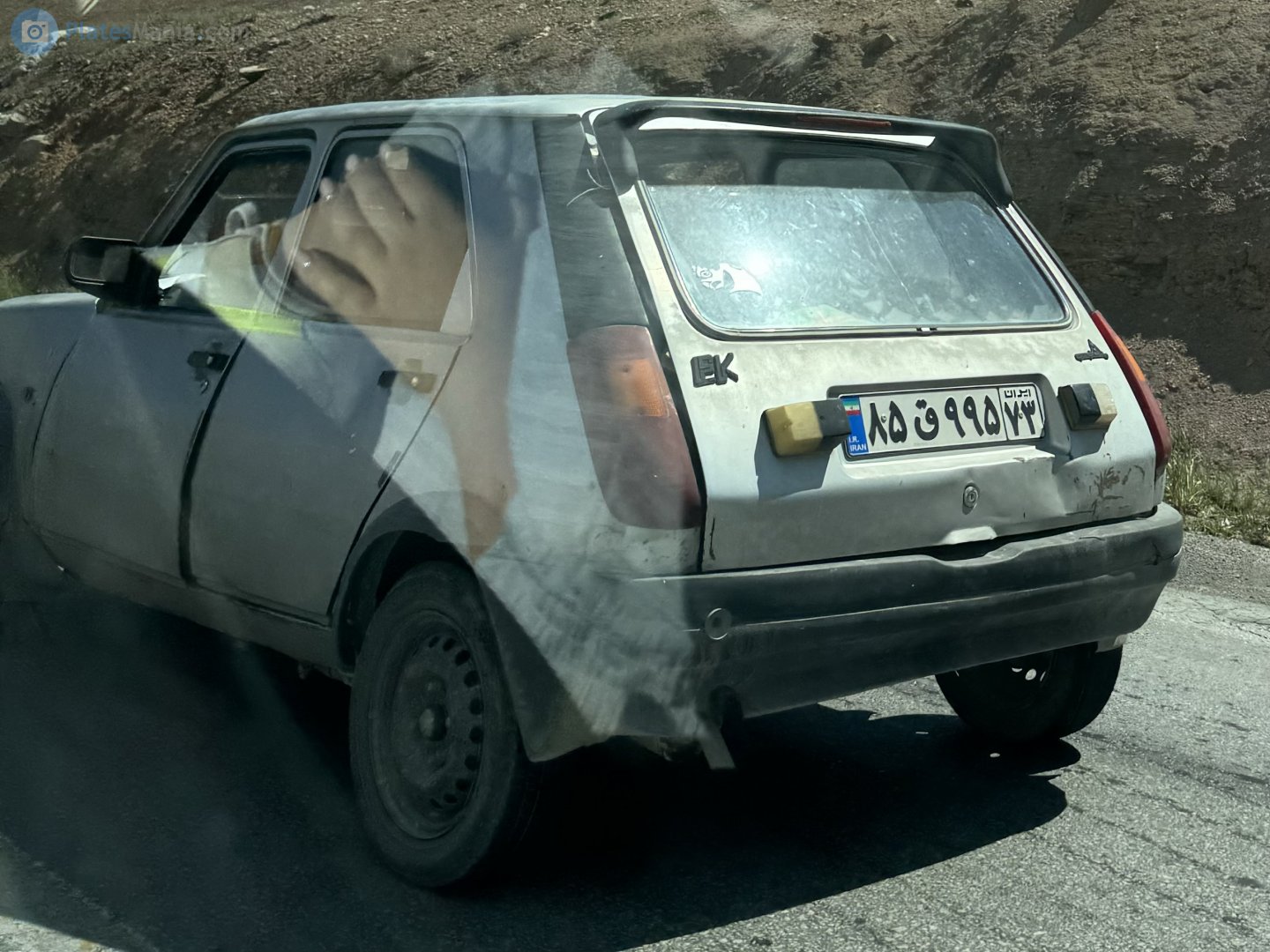 ۸۵ق۹۹۵ ۷۳, Pars Khodro PK 1st gen, 2000–2005