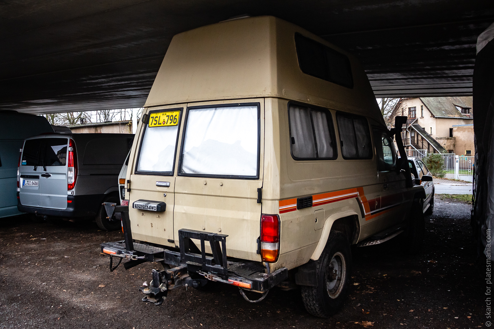 7SL-796, Toyota Land Cruiser 70 3-door Troop Carrier (J75/J78), 1984–2007