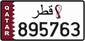 895763