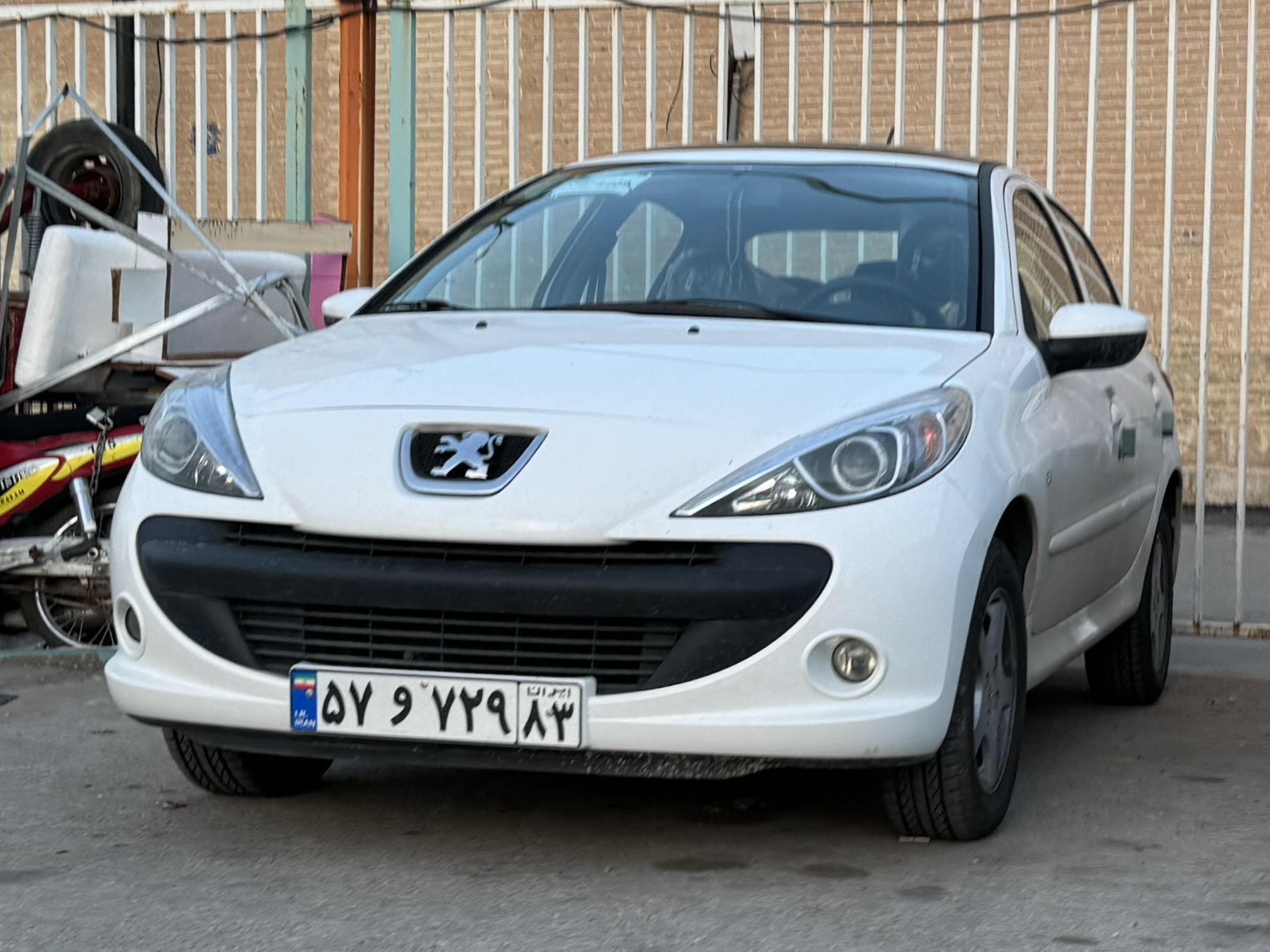۵۷و۷۲۹ ۸۳, Peugeot 207 (Compact/207i) 5-door Hatch (rebadged 206; LATAM/Asian-market), 2008–2014 (–present for IR-market)