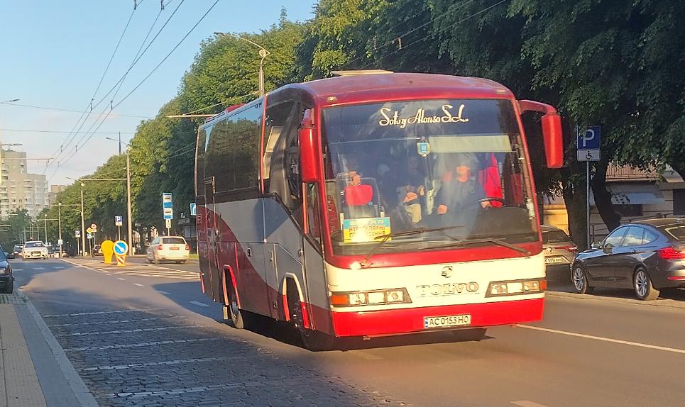 AC 0153 HO, Volvo B6 