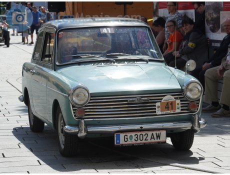 G 302 AW, Austin A40