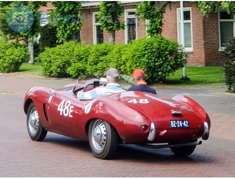 DZ-24-42, Arnolt Bristol