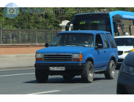 р 0105 МН, Ford Explorer
