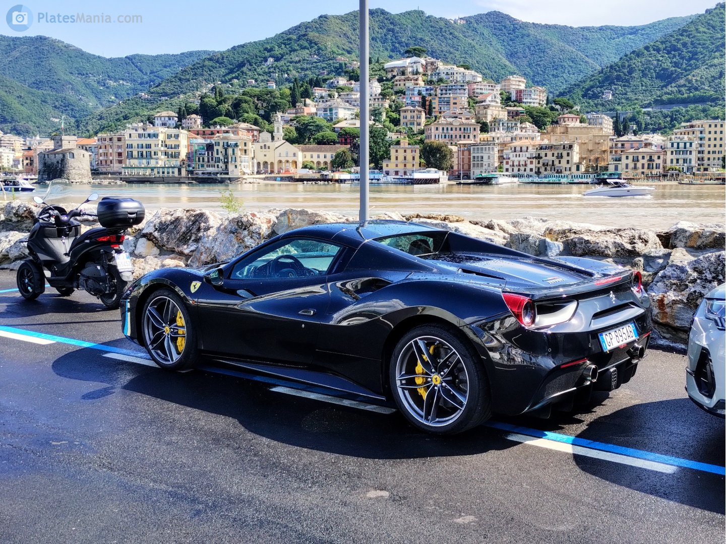 GP 895 AB, Ferrari 488 1st gen Spider (F142M), 2015–2019