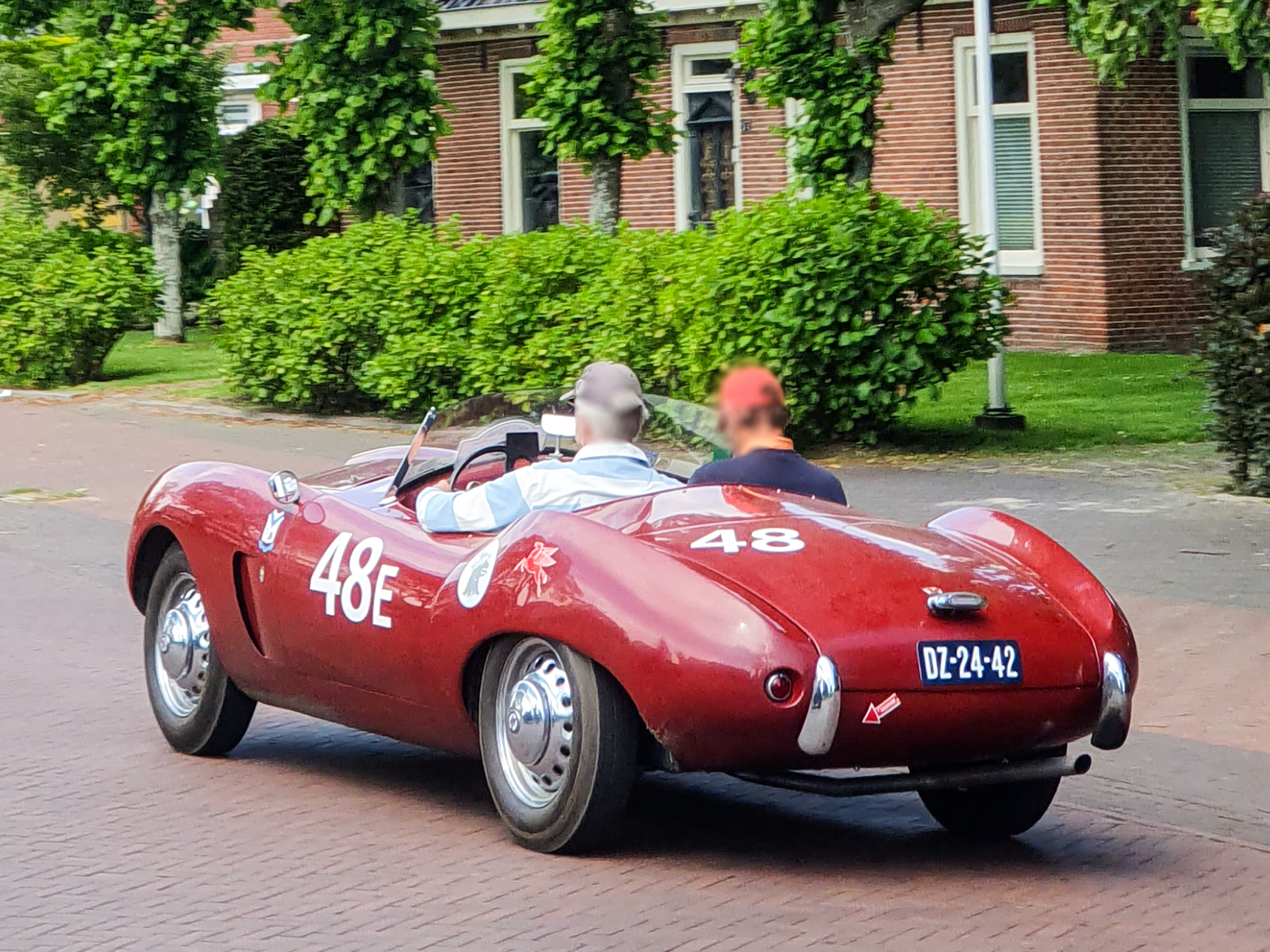 DZ-24-42, Arnolt Bristol 