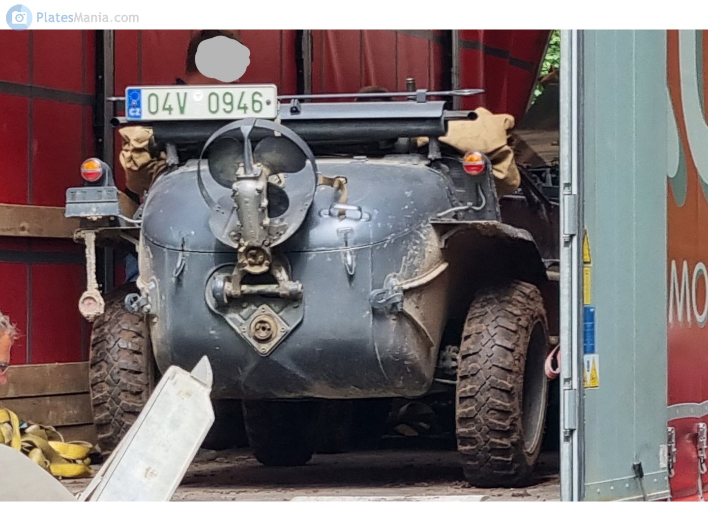 04V 0946, Volkswagen Typ 166 Schwimmwagen 1st gen, 1942–1944