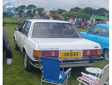 38 EAX, Ford Granada