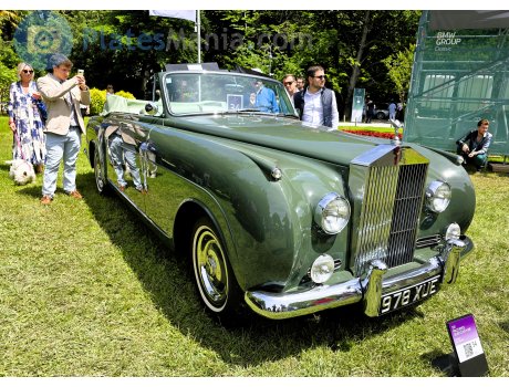 978 XUE, Rolls-Royce Silver Cloud