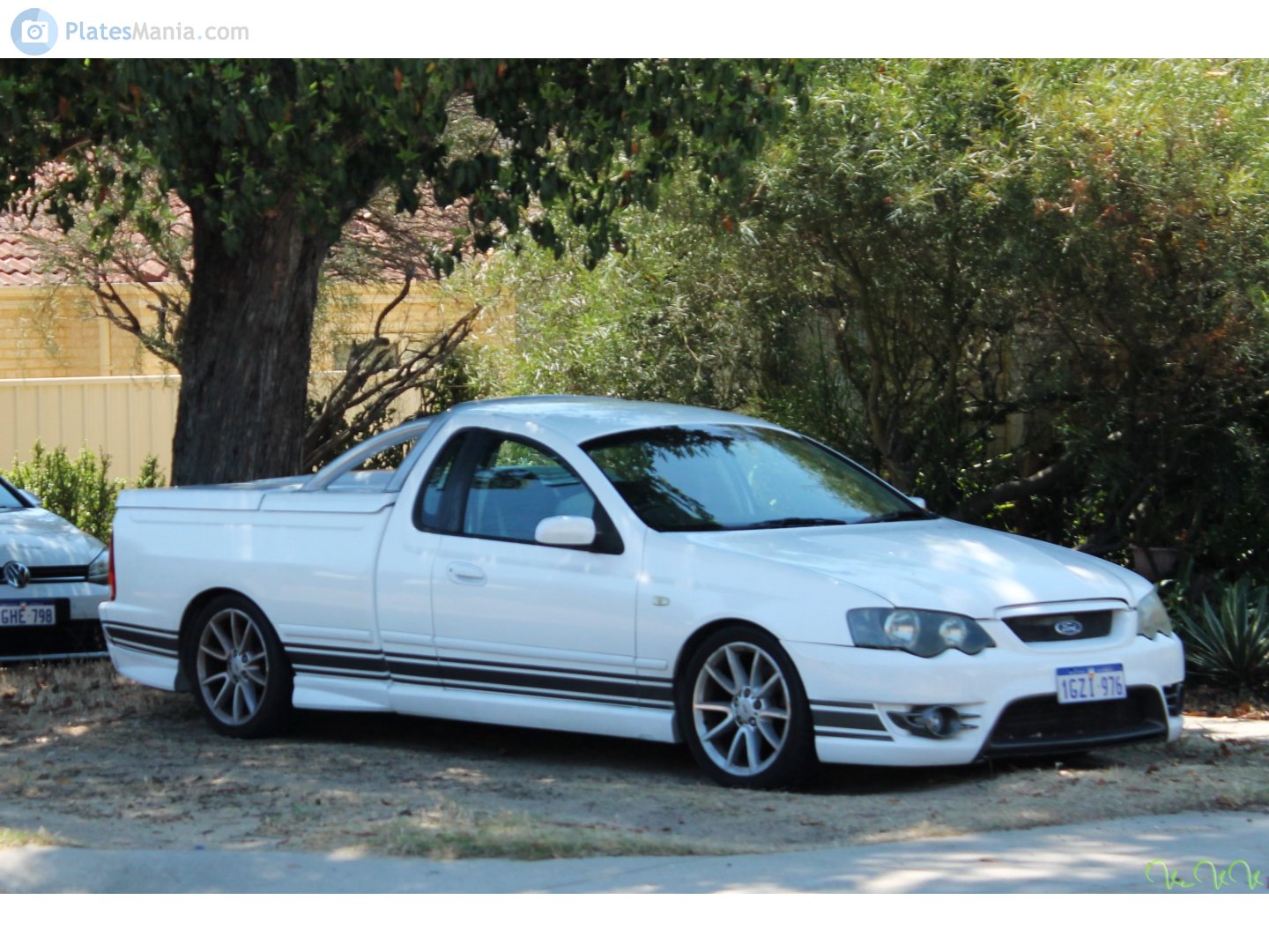 1GZI-976, Ford Falcon 6th gen Sedan (EA169/AU; AU-market), 1998–2002