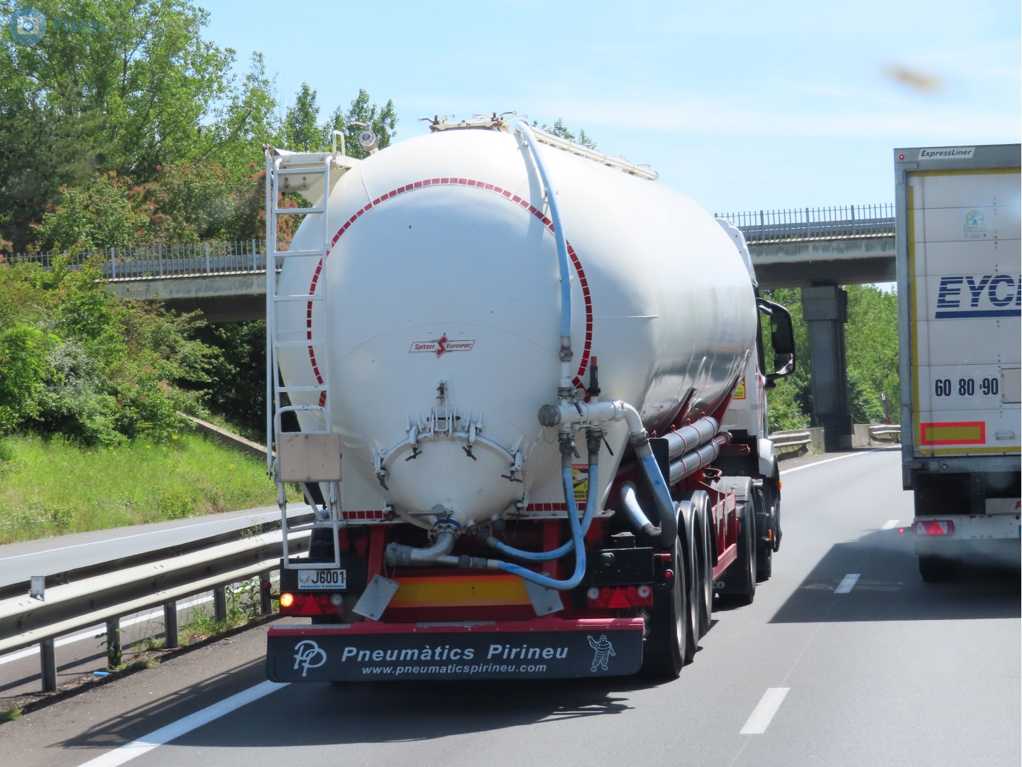 J 6001, Spitzer SF/SK 