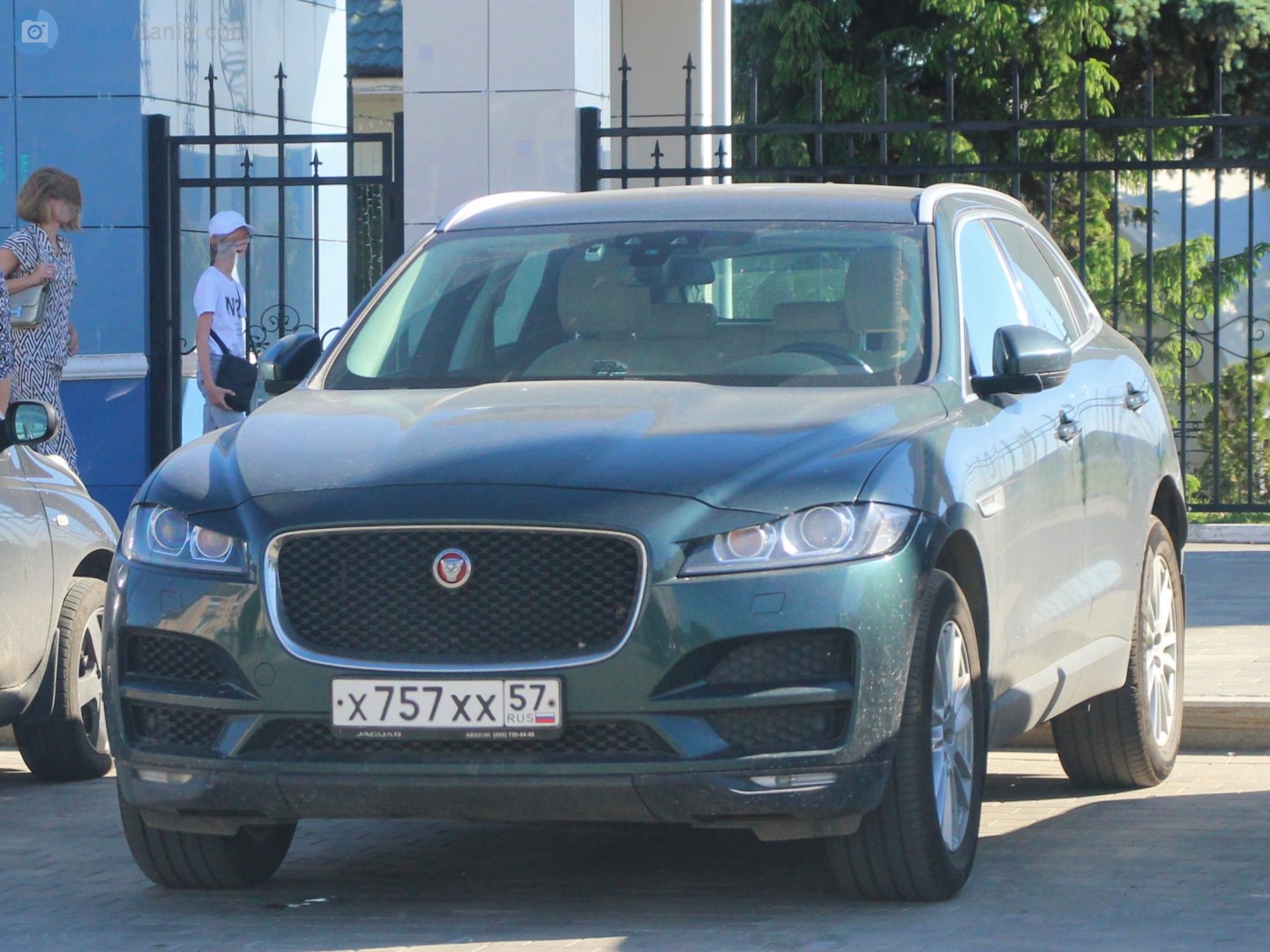 х 757 хх 57, Jaguar F-Pace 1st gen (X761), 2016–