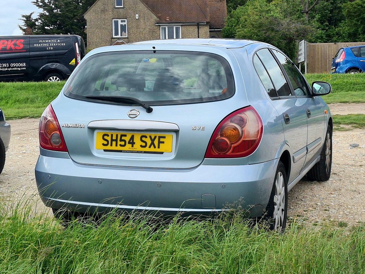 SH54SXF, Nissan Almera 2nd gen 5-door Hatch (N16), 2000–2008