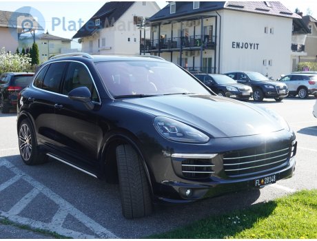 FL 28148, Porsche Cayenne