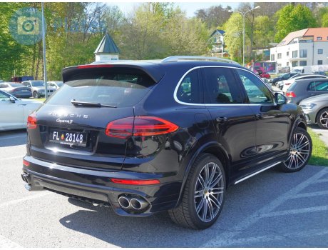 FL 28148, Porsche Cayenne