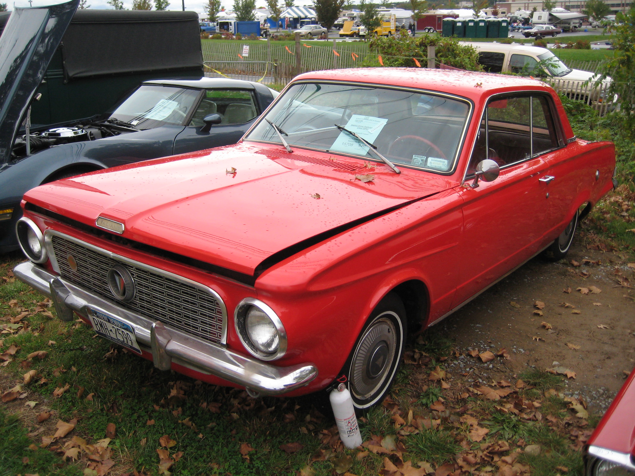 BMH-2599, Plymouth Valiant 2nd gen 1963 2-door Hardtop (TV1/TV2; A-body), 1962–1963