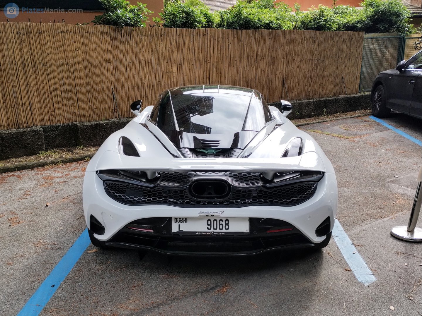 L 9068, McLaren 750S Coupé, 2023–