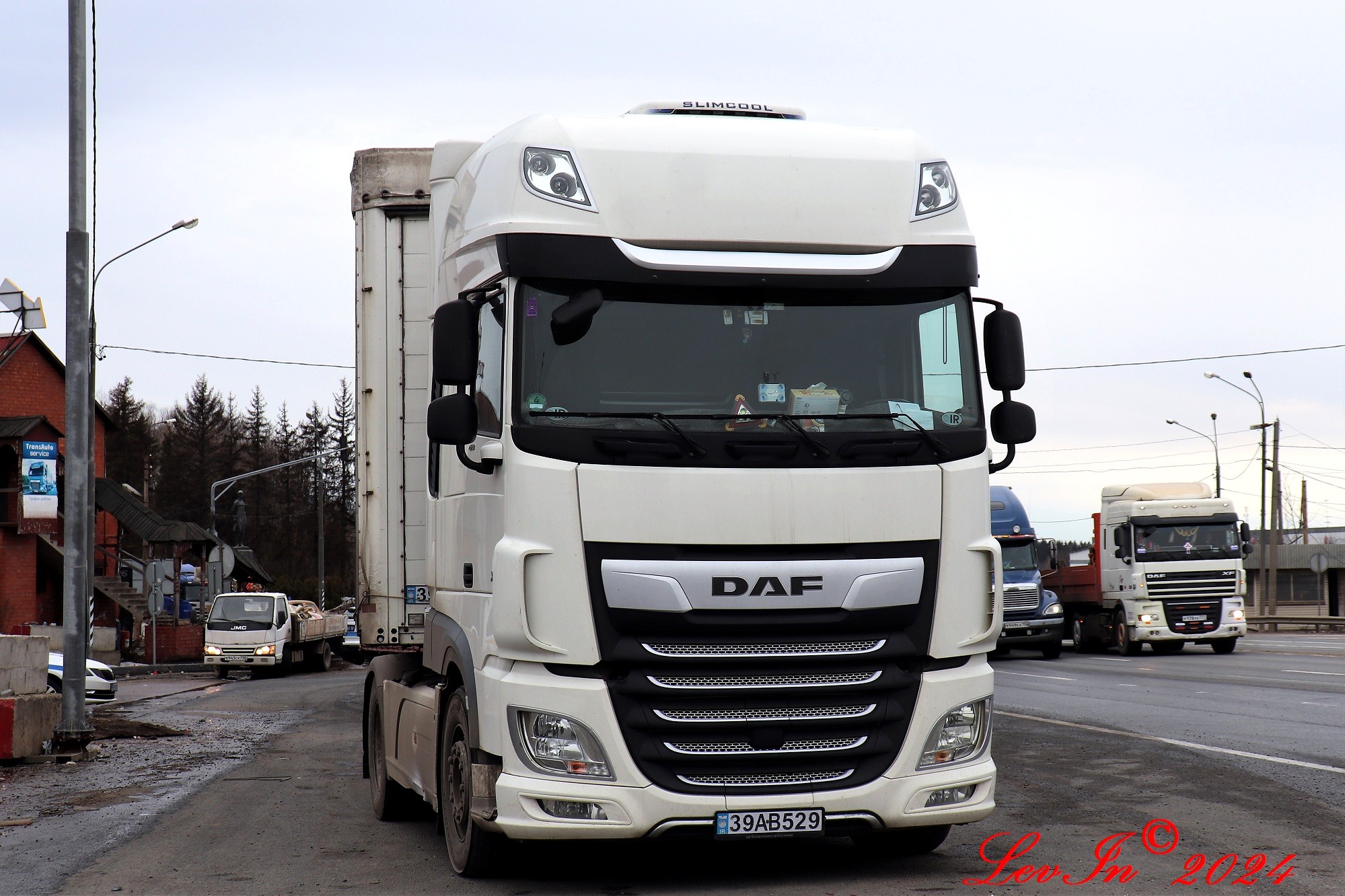39AB529, DAF XF 4th gen, facelift, 2017–
