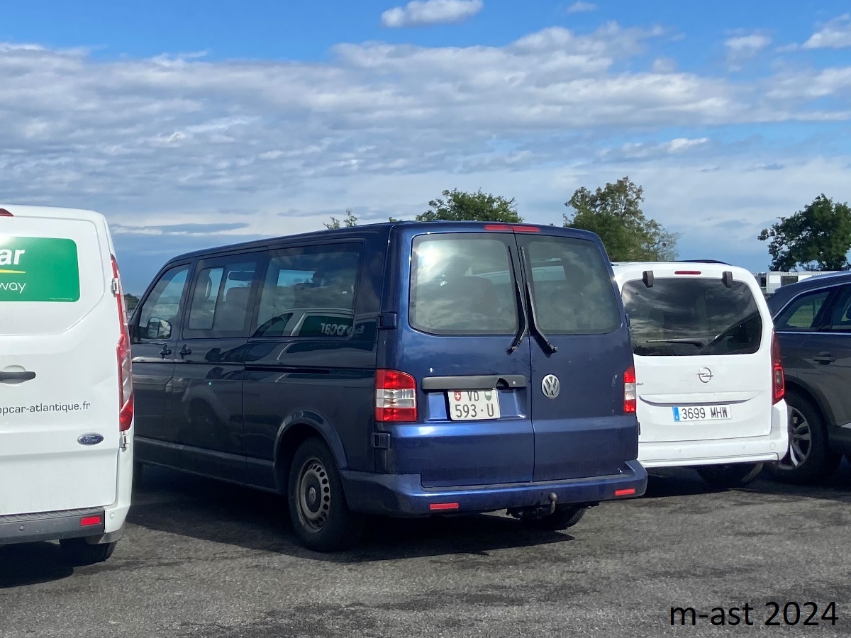 VD 593 U, Volkswagen Transporter 5th gen Van (T5) (7E/7H), 2003–2009