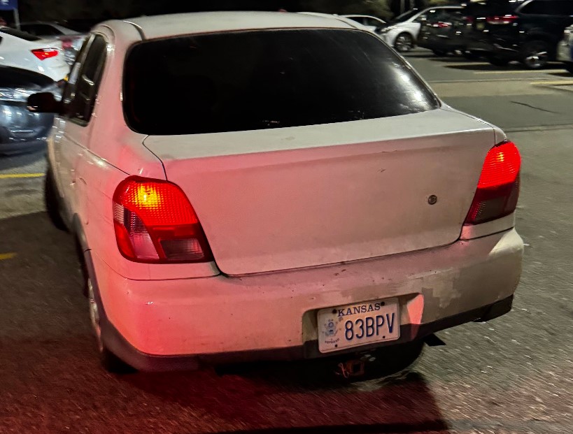 83BPV, Toyota Echo 1st gen Sedan (XP10), 1999–2003