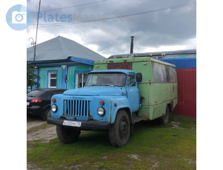 е022мо72, GAZ 52/53