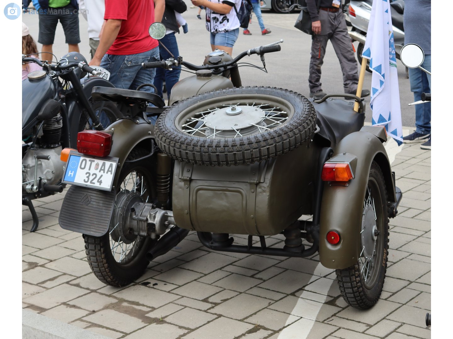 OT AA-324, Dnepr (KMZ) 12 