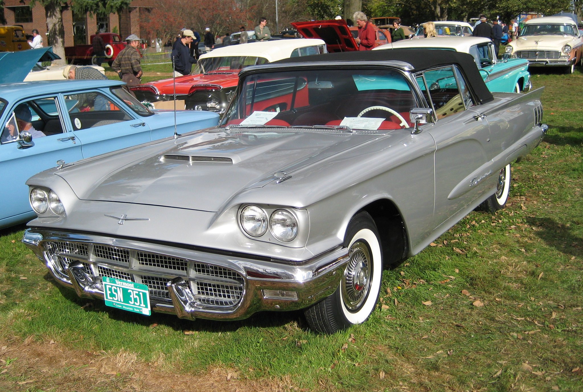 ESN 351, Ford Thunderbird 2nd gen 1959 Convertible (76A), 1st facelift, 1958–1959