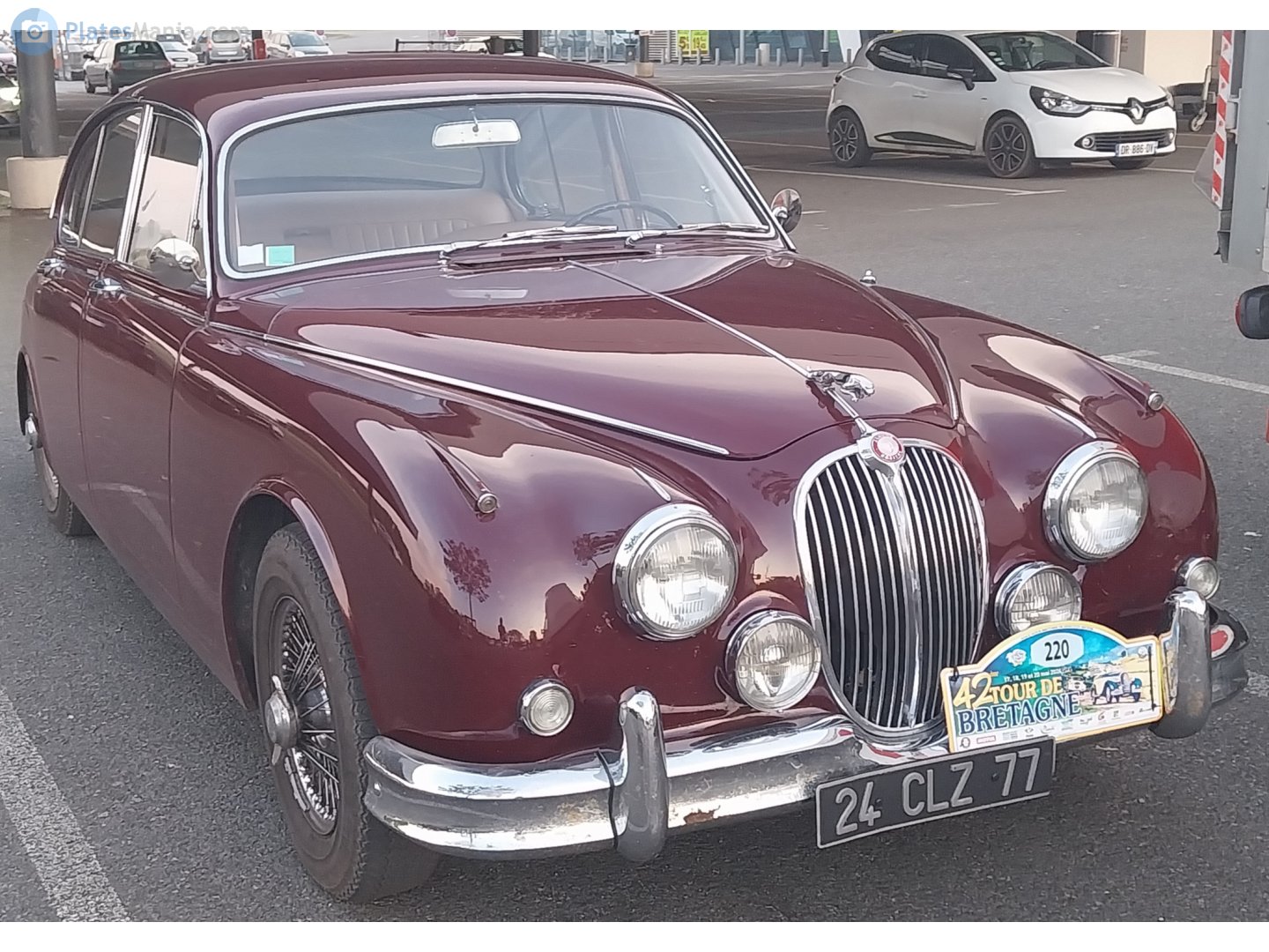 24 CLZ 77, Jaguar Mark-Series 