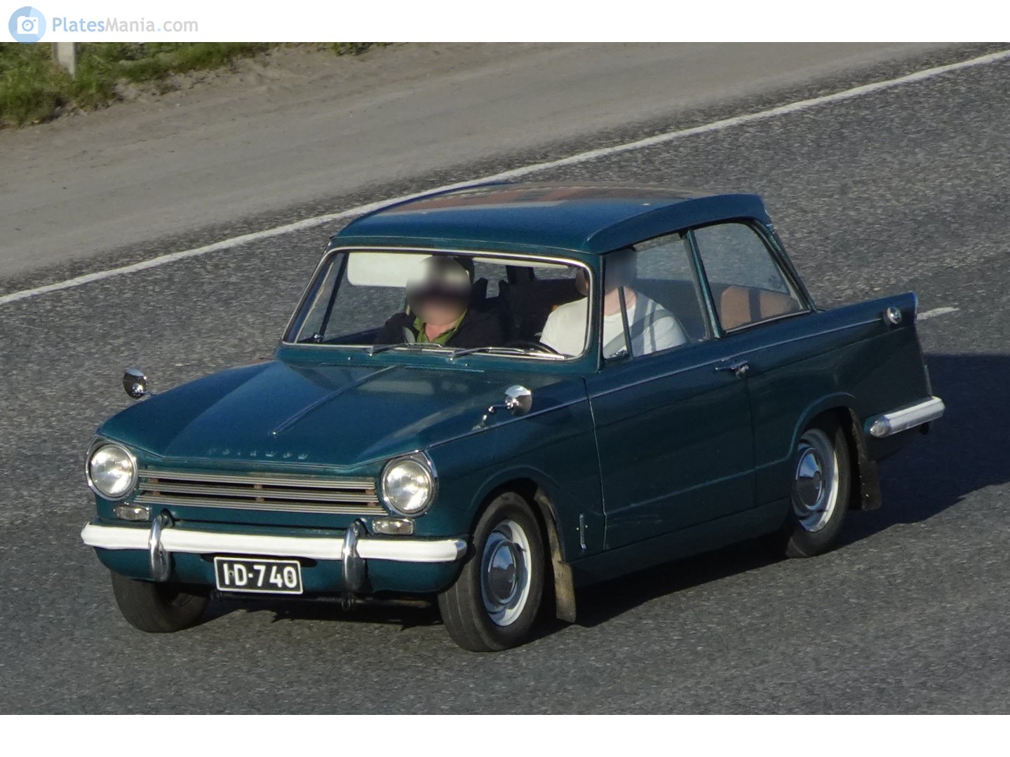 ID-740, Triumph Herald 