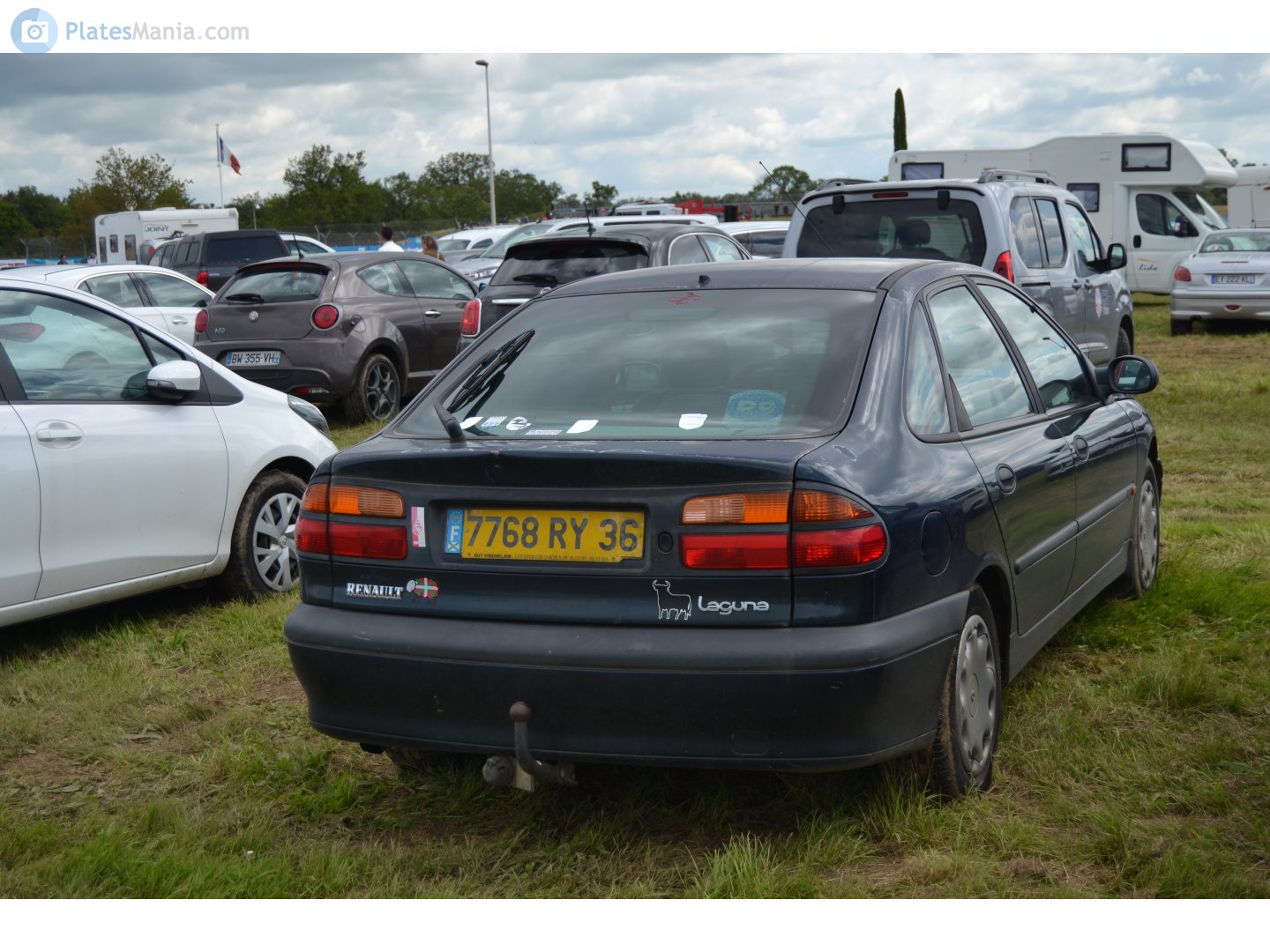 7768 RY 36, Renault Laguna 1st gen Liftback (X56), 1994–2000