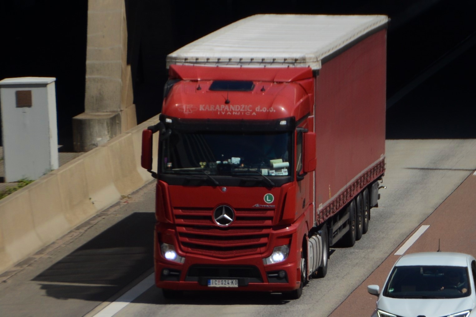 IC 024-KO, Mercedes-Benz Actros 3rd gen (MP4/MP5), 2011–