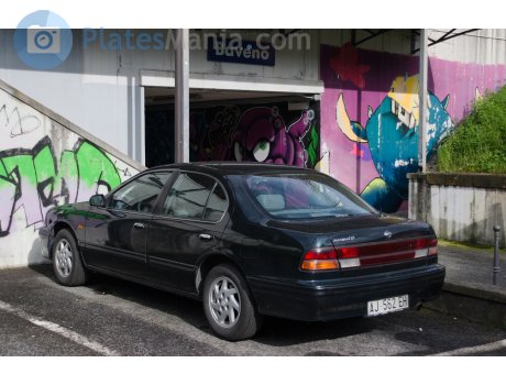 AJ 562 EH, Nissan Maxima