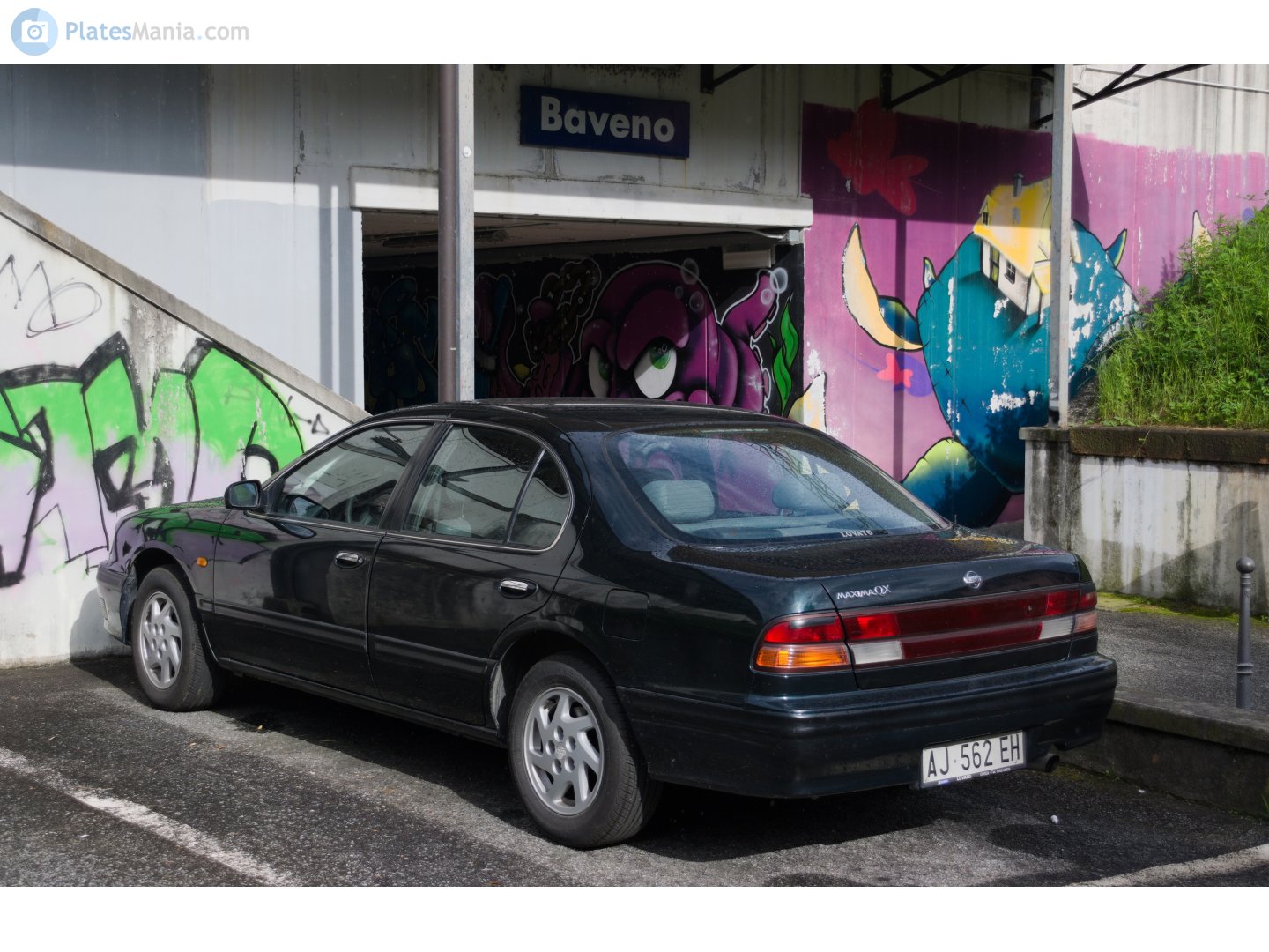 AJ 562 EH, Nissan Maxima 3rd gen (QX) (A32; Global-market), 1994–2000