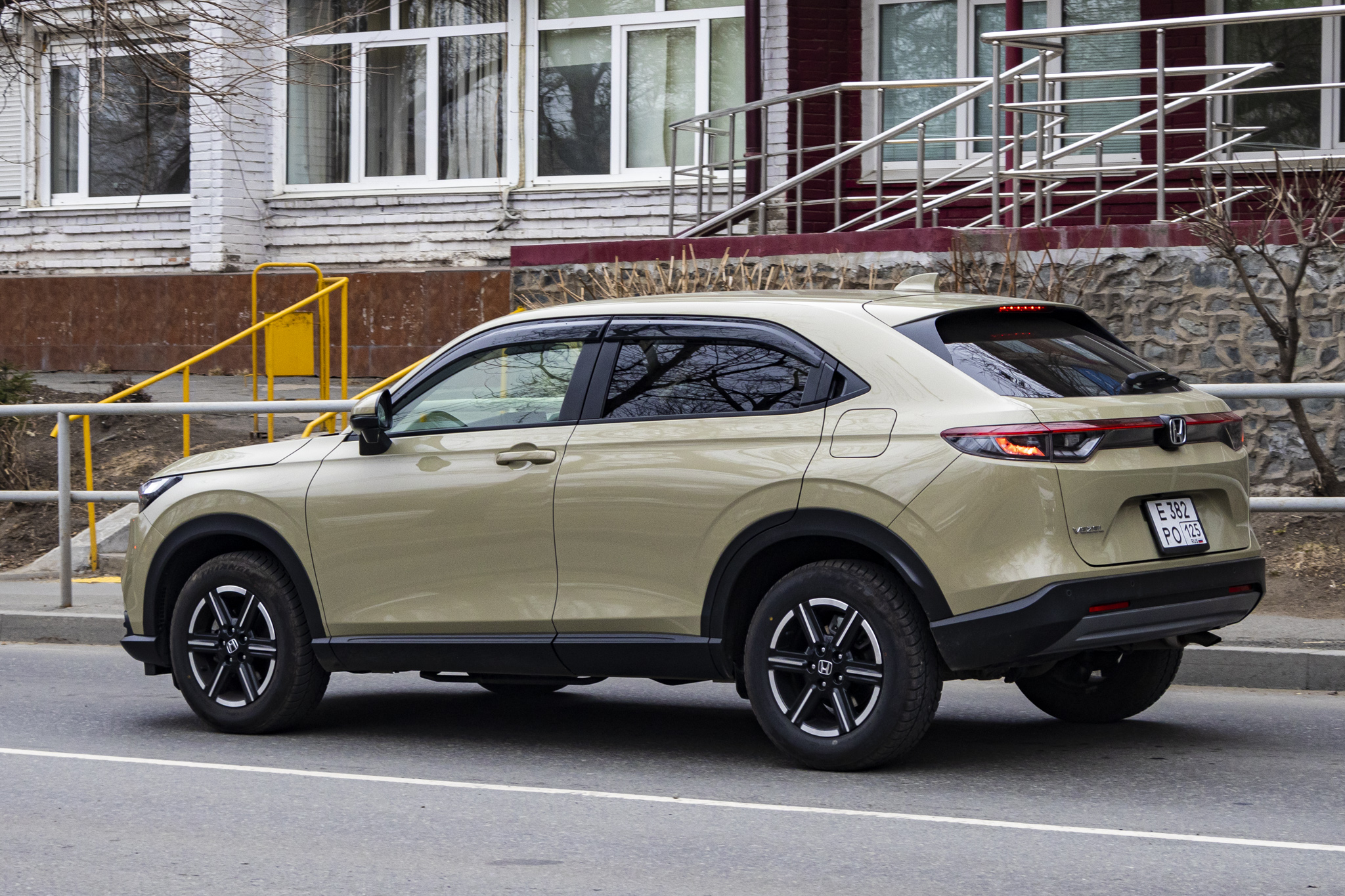 е 382 ро 125, Honda Vezel 2nd gen (RV), 2021–