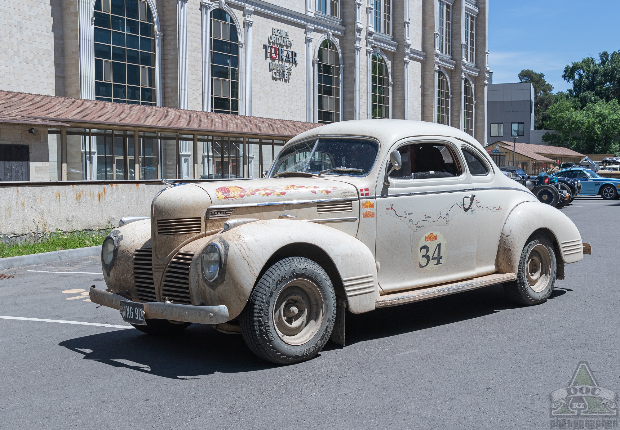 WXG912, Dodge Luxury Liner 