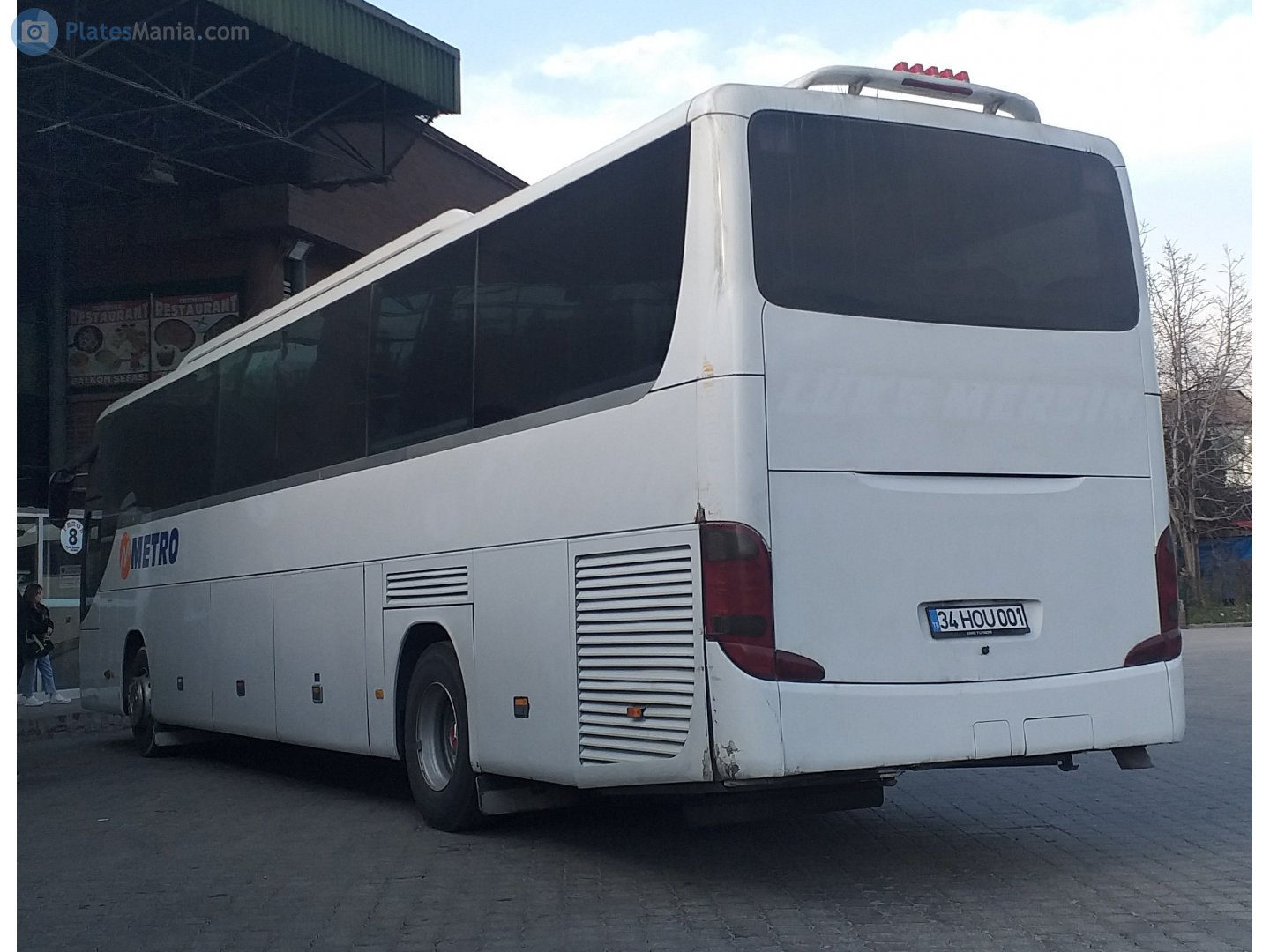 34 HOU 001, Setra 400-Series 1st gen Single-Decker (S407/S411–S419), 2001–