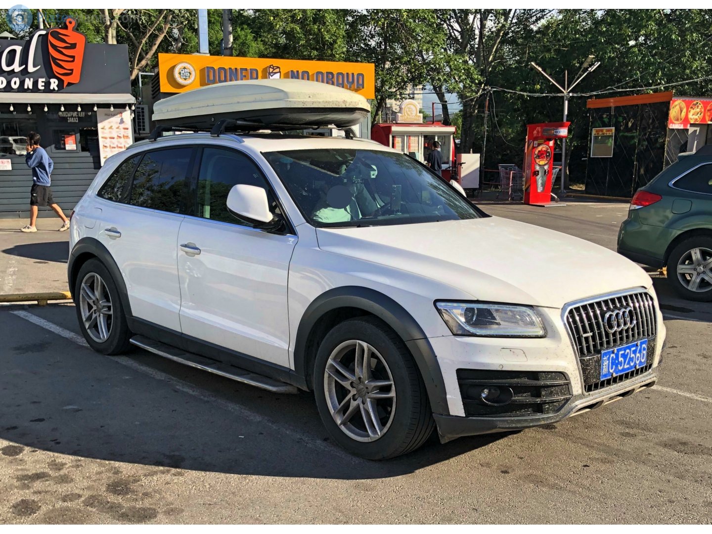 新C·5256G, Audi Q5 1st gen (8RB), 2008–2017